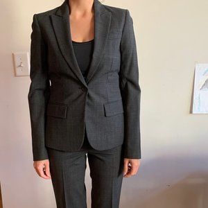Theory 2 piece suite size 0/2
